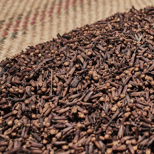 Cloves